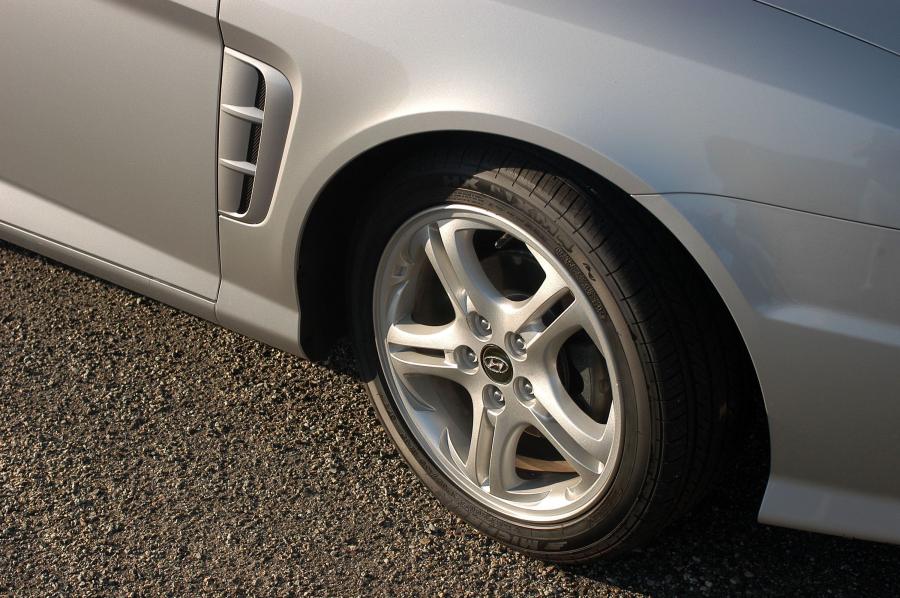 Hyundai Coupe 2004 года  (фото 12 из 20)